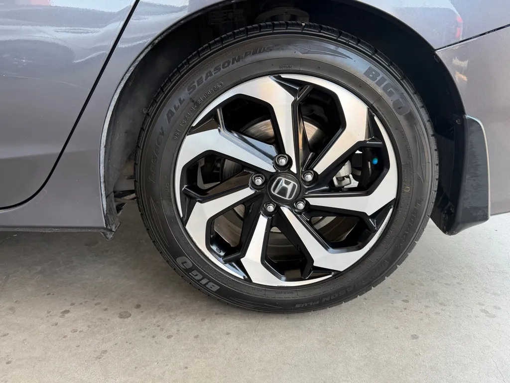 Honda Accord photo 59
