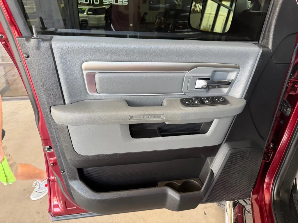 Ram 2500 photo 8