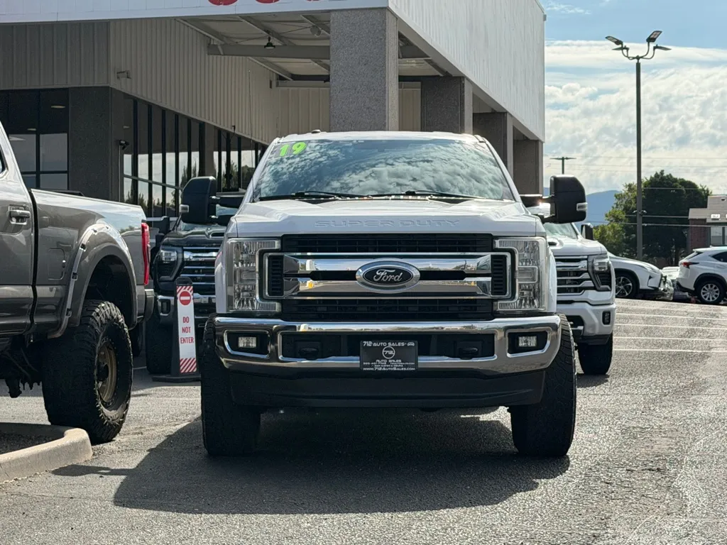 Ford F-250 photo 38