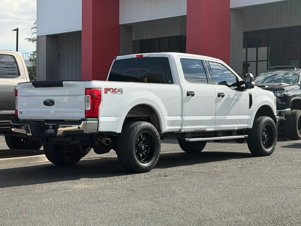 Ford F-250 photo 48