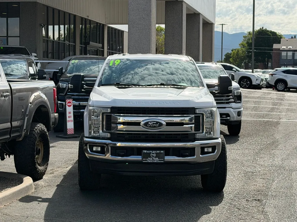 Ford F-250 photo 37