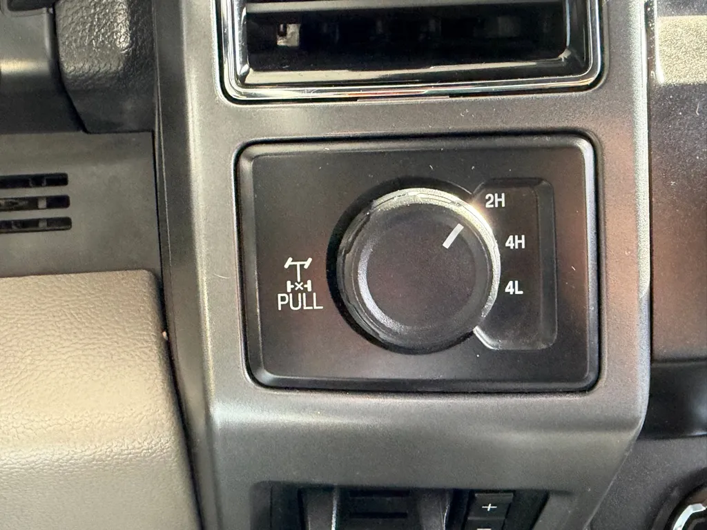 Ford F-250 photo 15