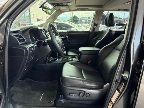 More photos of 2016 TOYOTA 4RUNNER TRAIL PREMIUM at 712 Auto Sales, NM