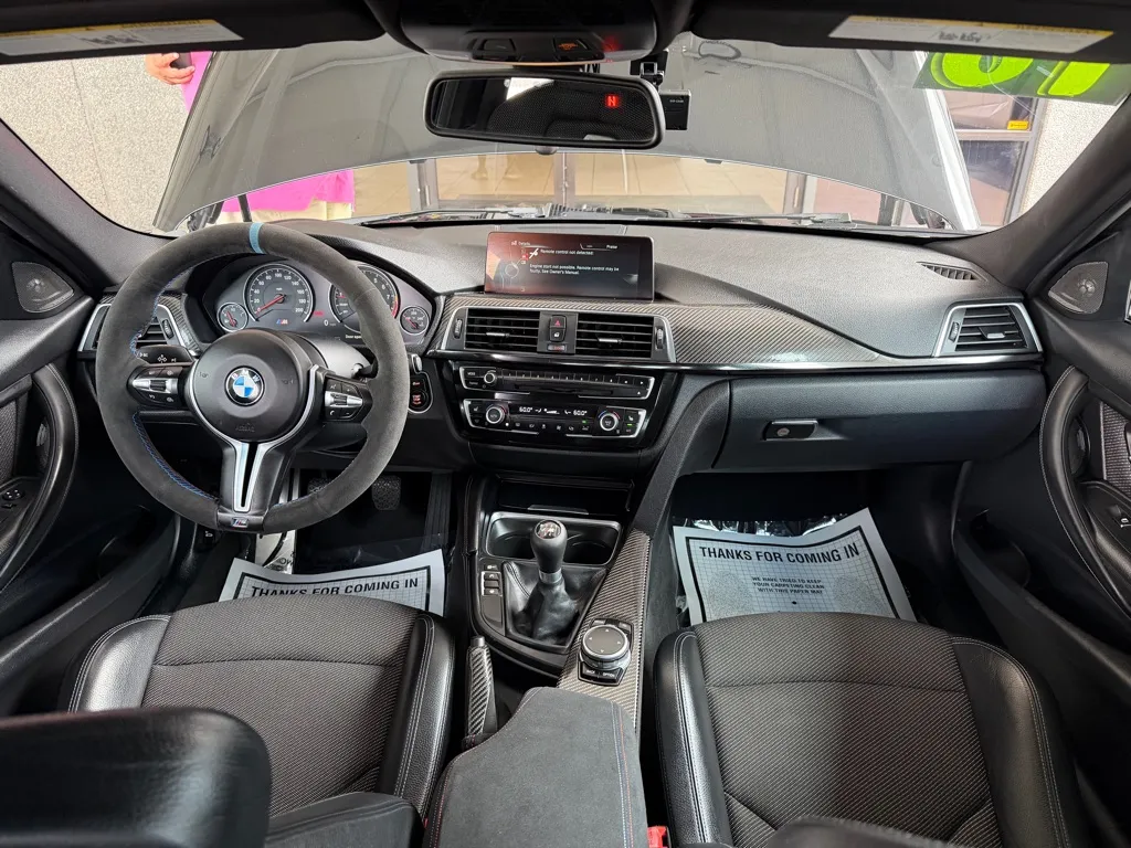 BMW M3 photo 21