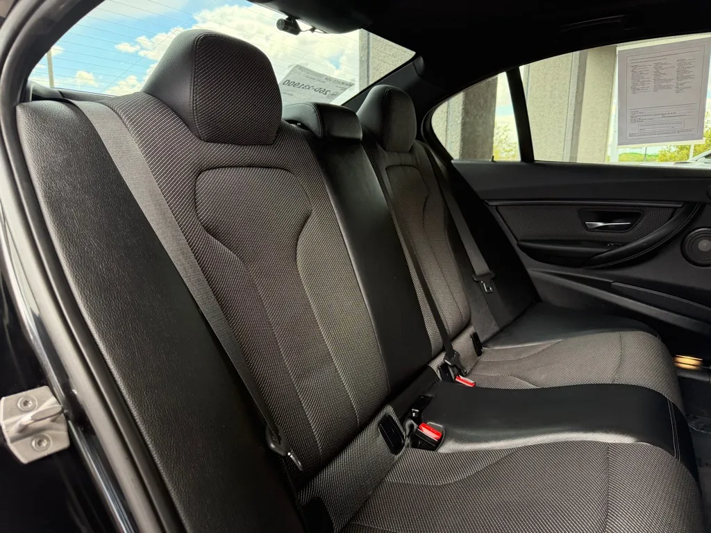 BMW M3 photo 25