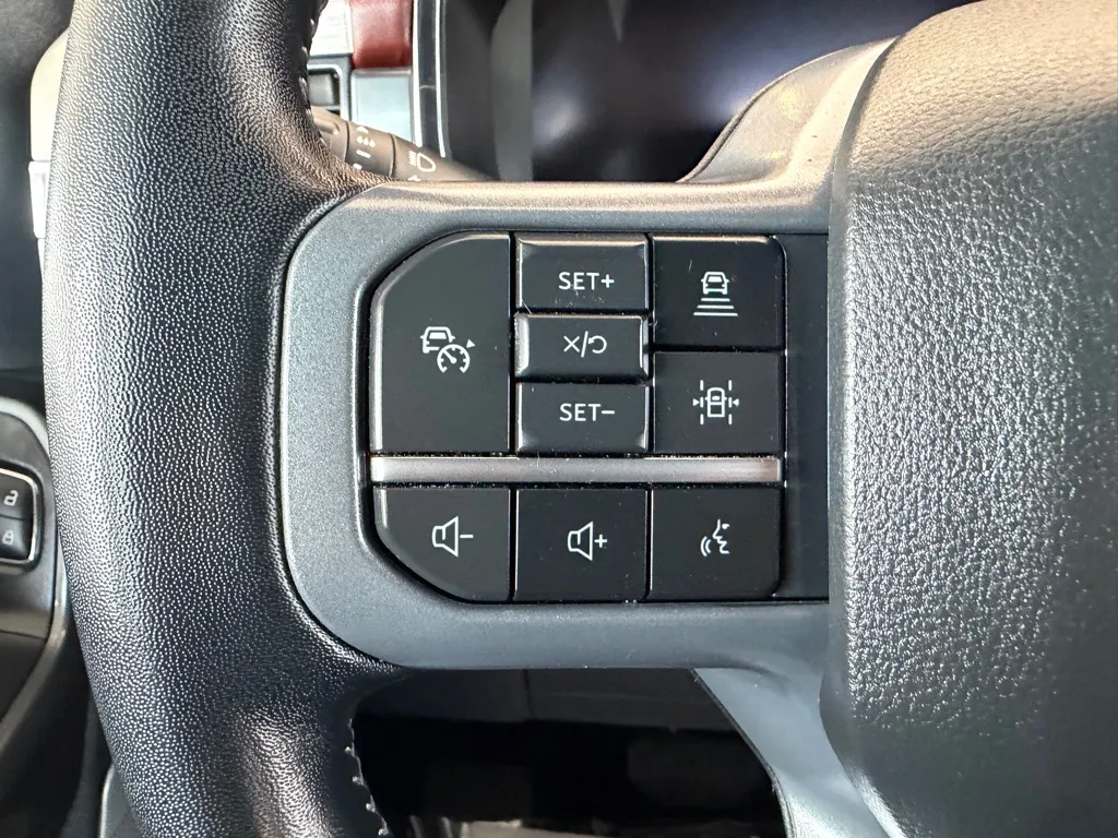 Ford F-150 photo 9