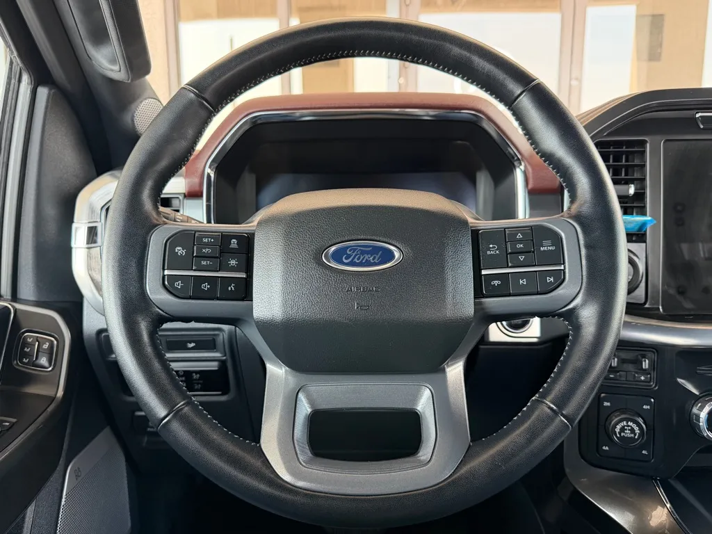 Ford F-150 photo 8