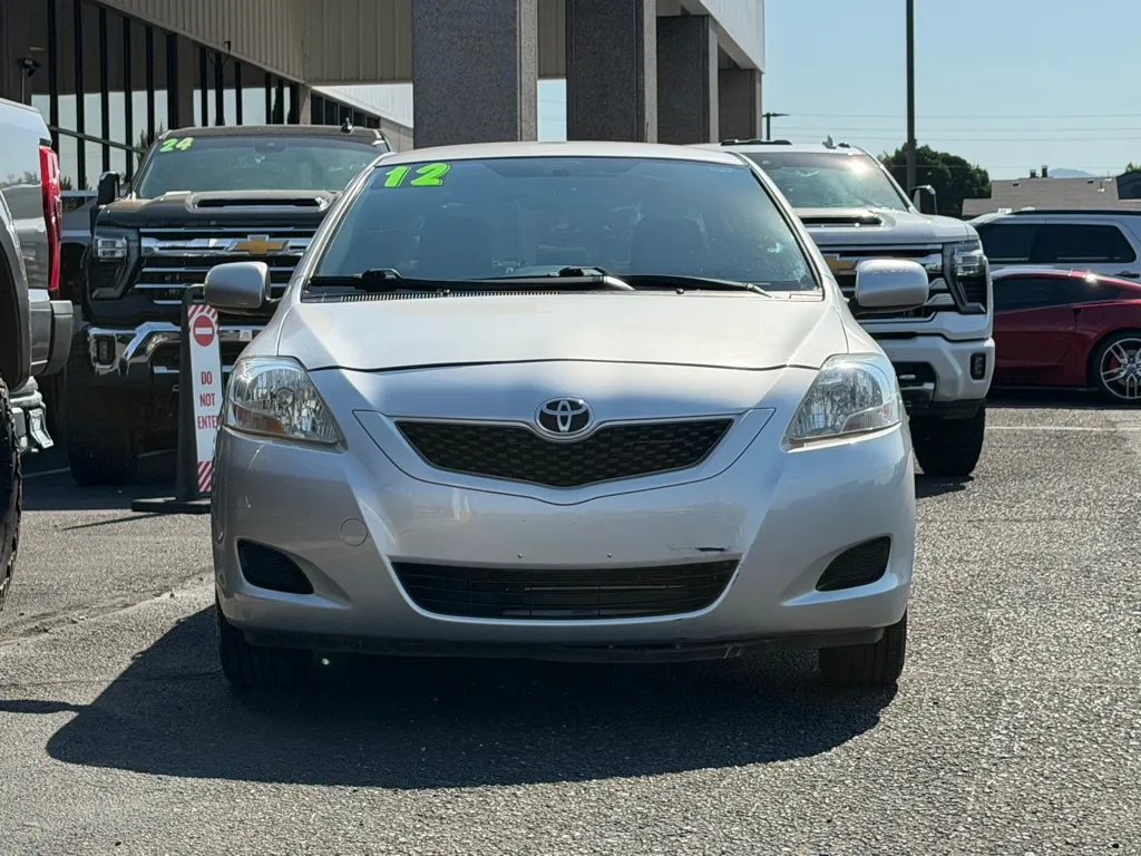 Toyota Yaris photo 29