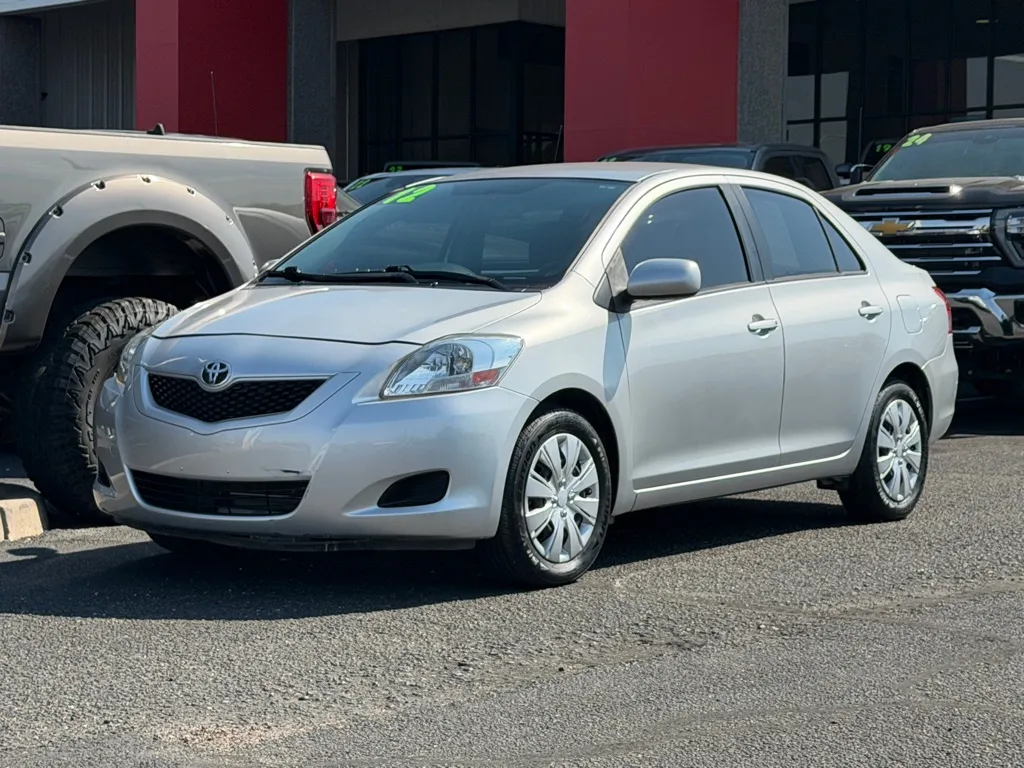 Toyota Yaris photo 31