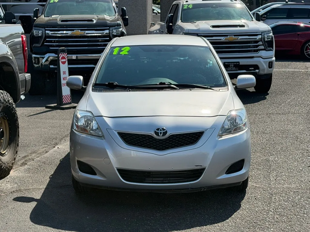Toyota Yaris photo 28