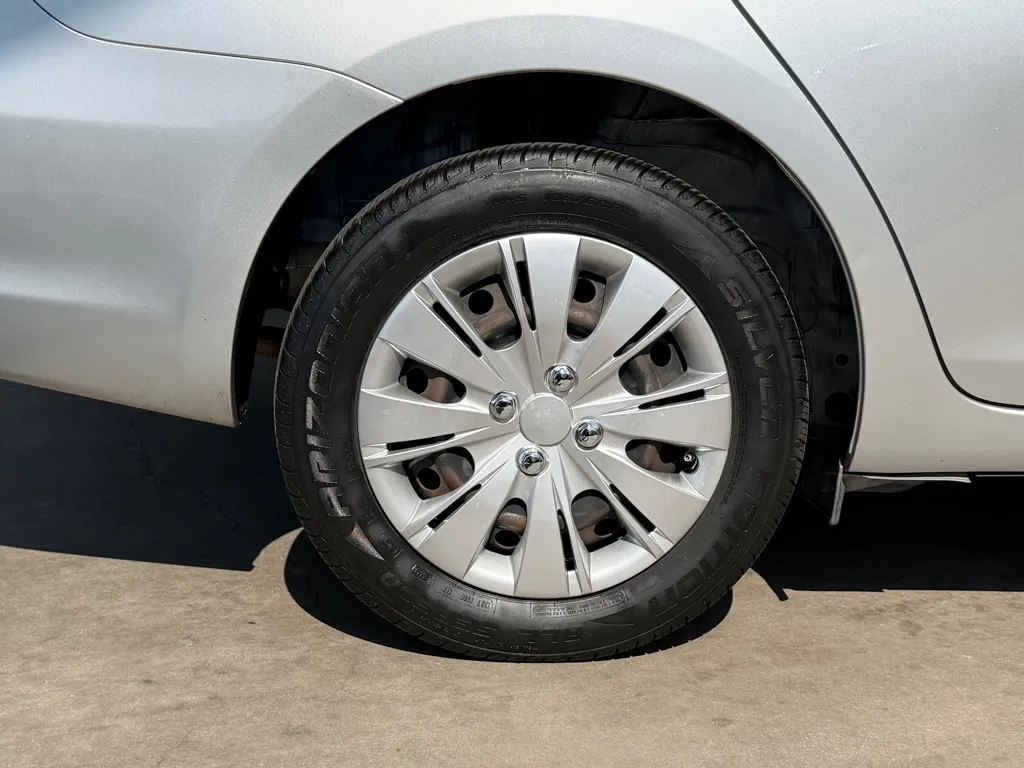 Toyota Yaris photo 46