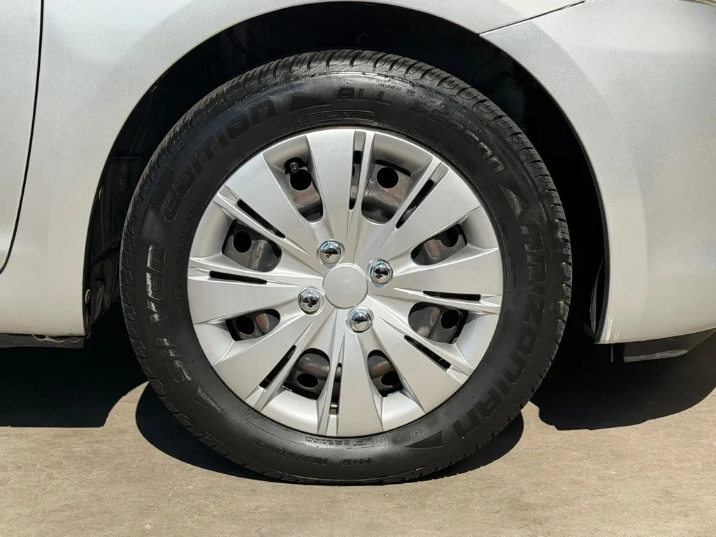 Toyota Yaris photo 47
