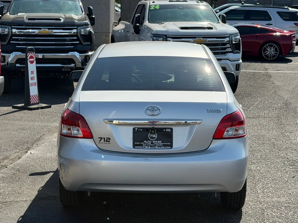 Toyota Yaris photo 36