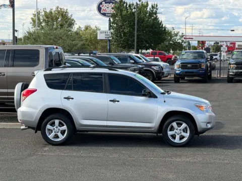 Another view of 2007 TOYOTA RAV4 for sale in Albuquerque, NM at 712 Auto Sales