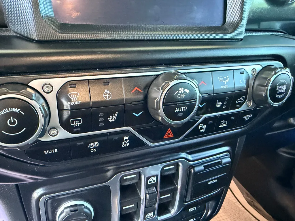 2021 Jeep Wrangler Unlimited Rubicon 392 - Photo 15
