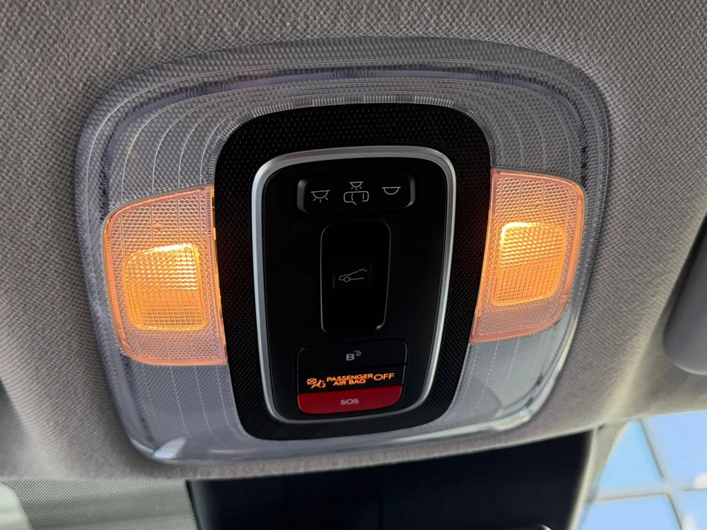 Hyundai Elantra photo 16