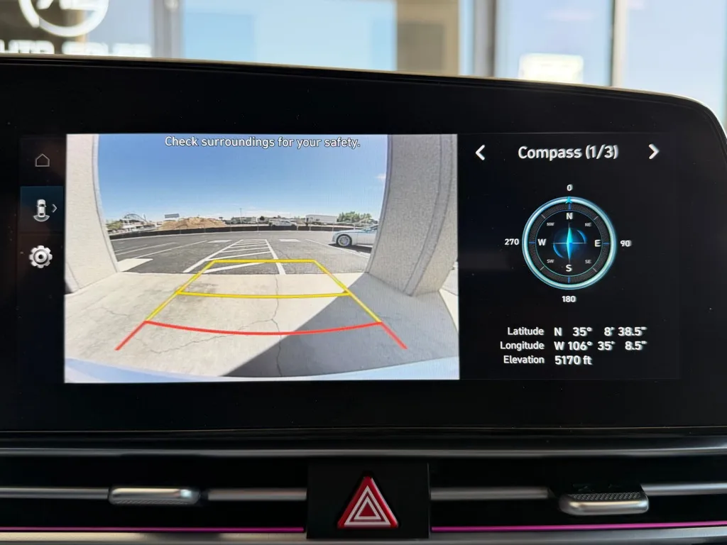 Hyundai Elantra photo 13