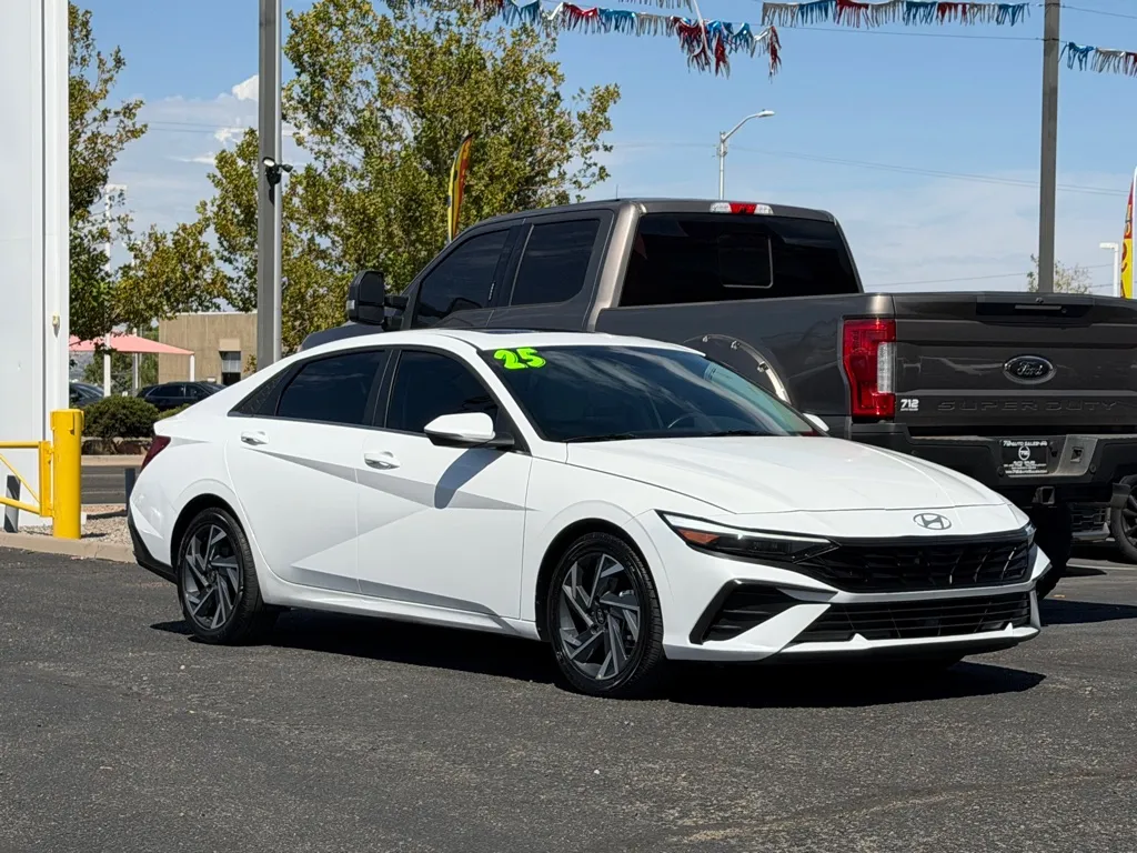 Hyundai Elantra photo 52