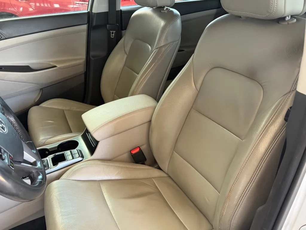 Hyundai Tucson photo 6