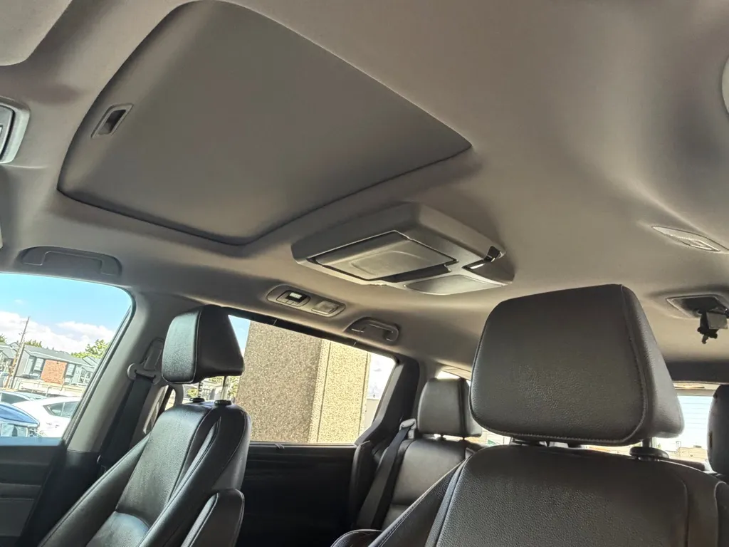 Honda Odyssey photo 19