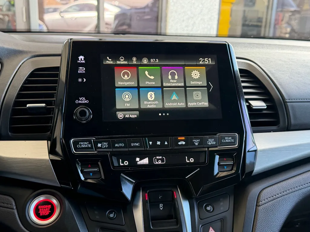 Honda Odyssey photo 12
