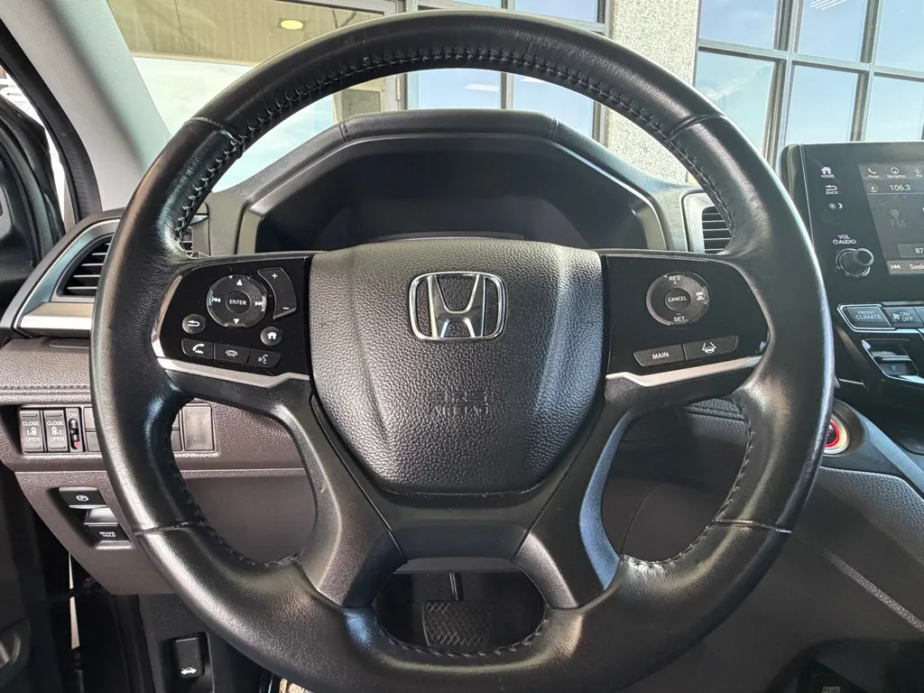Honda Odyssey photo 8