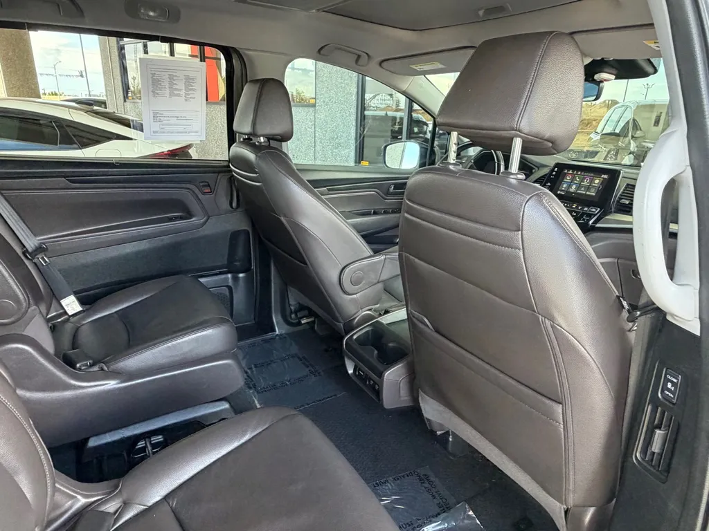 Honda Odyssey photo 34