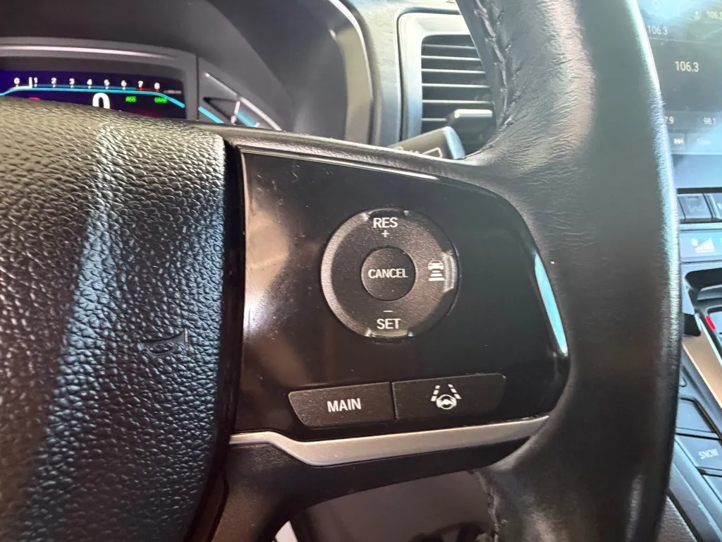 Honda Odyssey photo 9