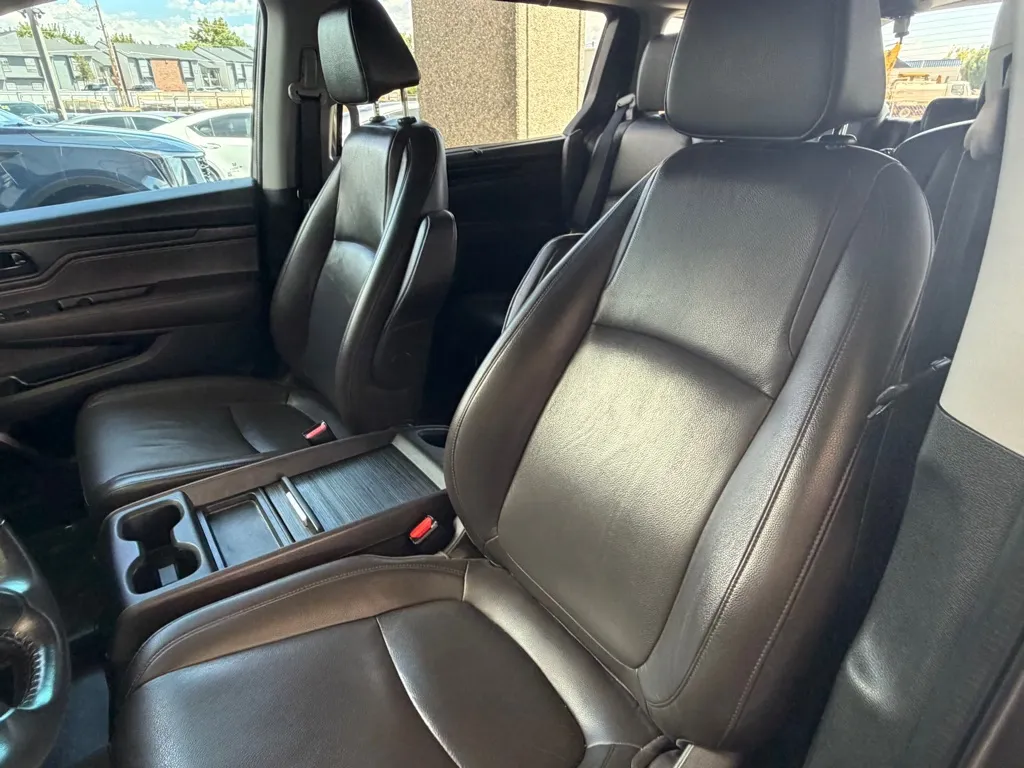 Honda Odyssey photo 6