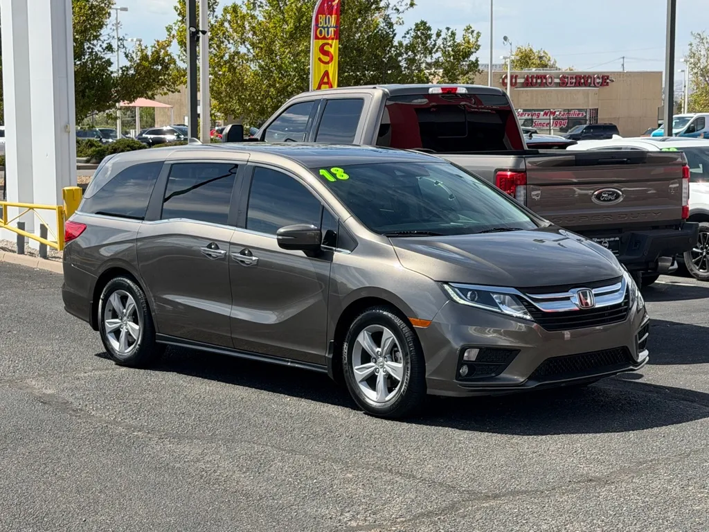 Honda Odyssey photo 4