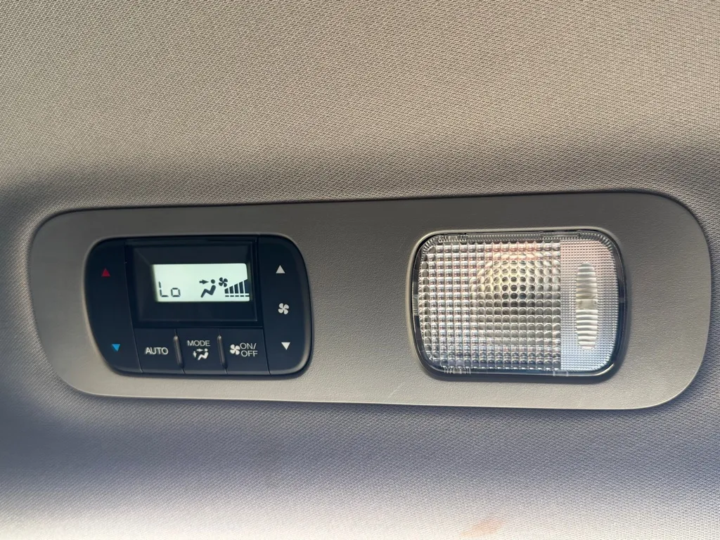 Honda Odyssey photo 29