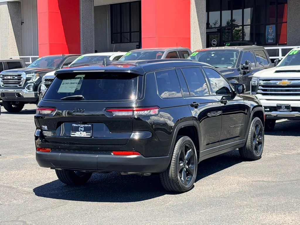 Jeep Grand Cherokee photo 36