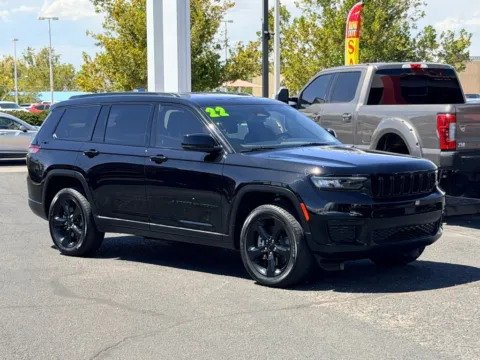 More photos of 2022 JEEP GRAND CHEROKEE L LAREDO at 712 Auto Sales, NM