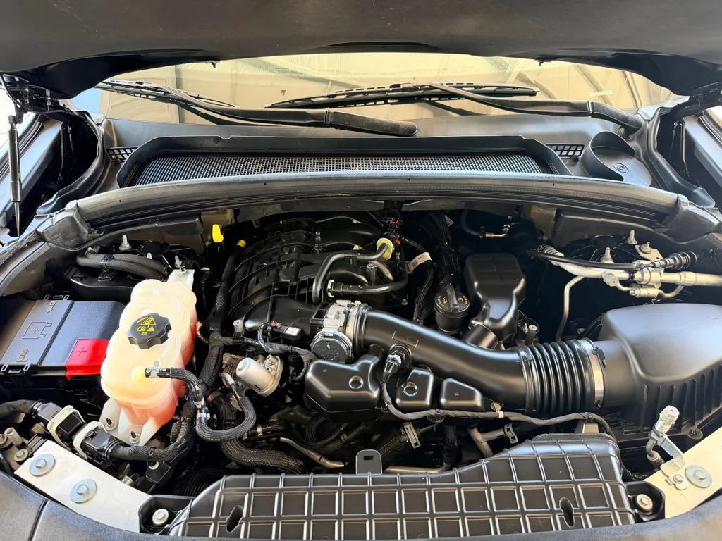 Jeep Grand Cherokee photo 24