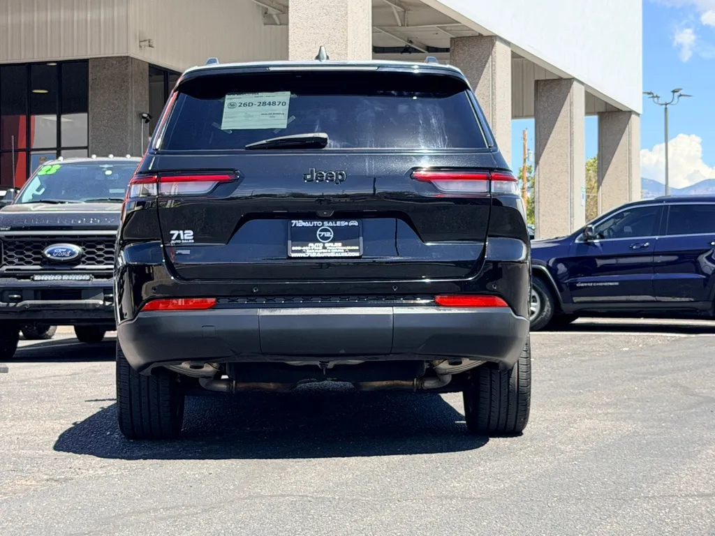 Jeep Grand Cherokee photo 35