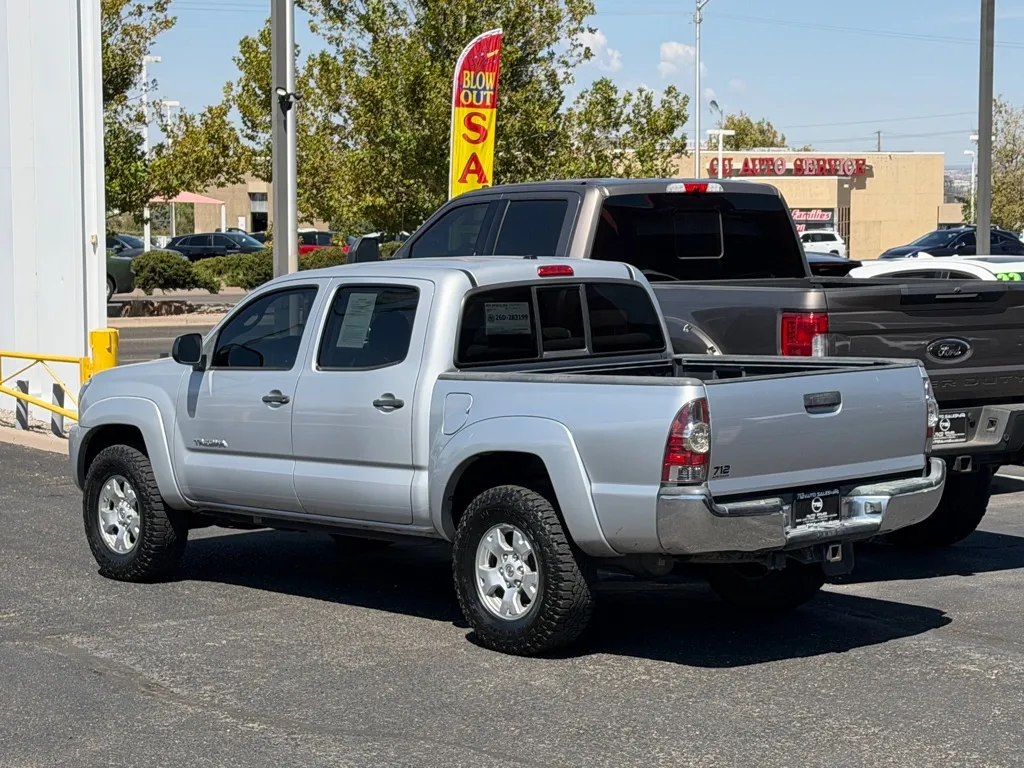 Toyota Tacoma photo 41