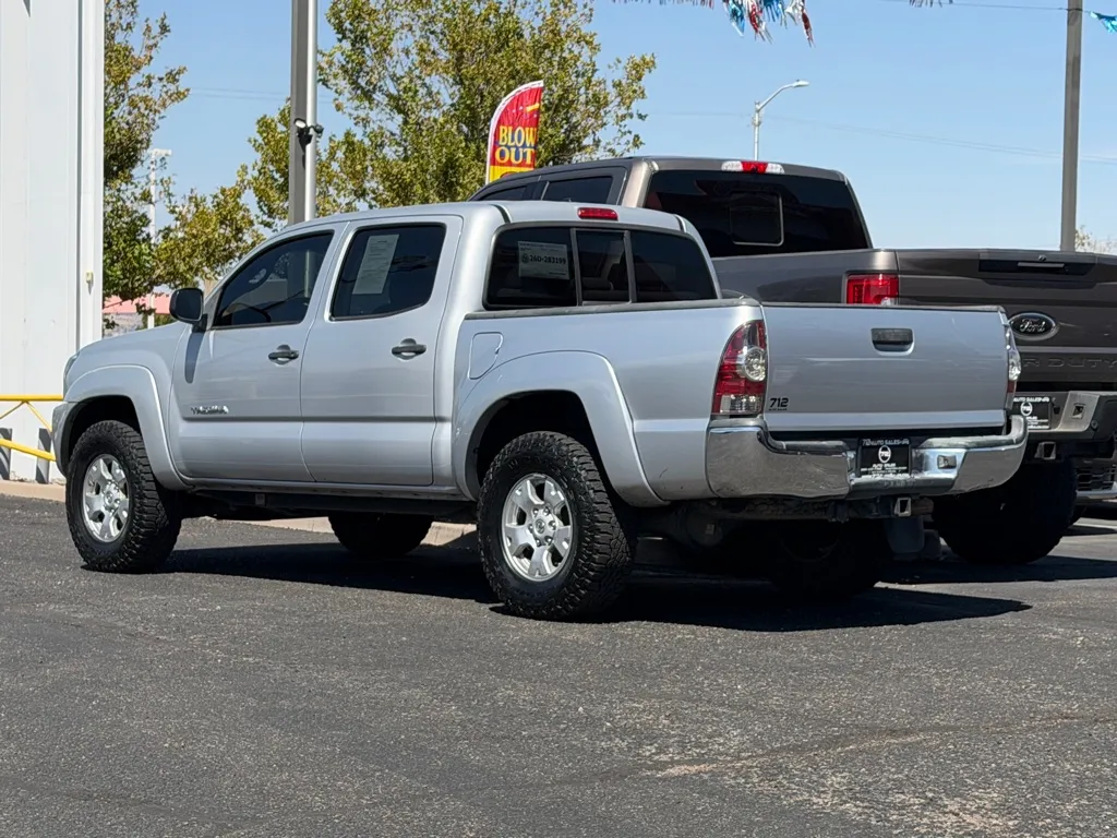 Toyota Tacoma photo 42