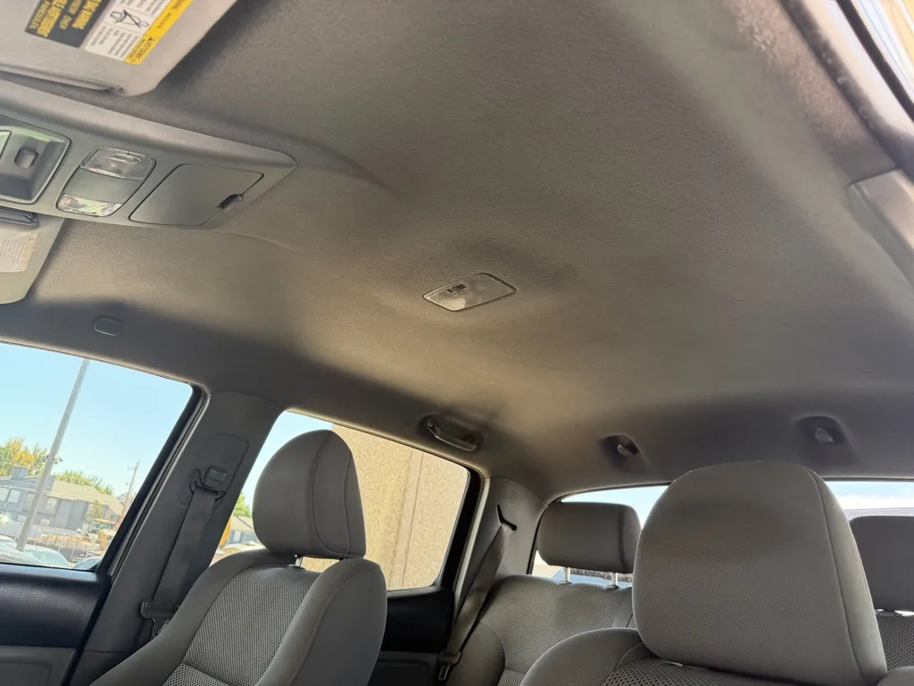 Toyota Tacoma photo 17