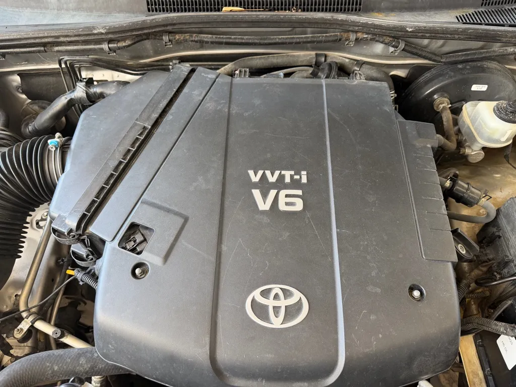 Toyota Tacoma photo 52