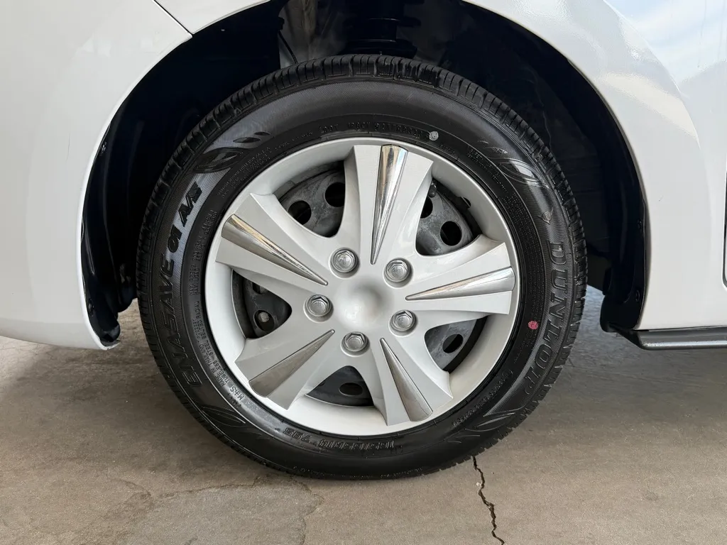 Mitsubishi Mirage photo 57