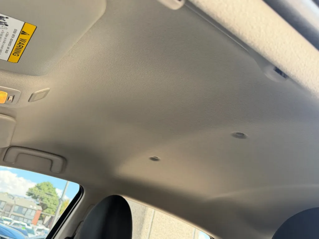 Mitsubishi Mirage photo 17