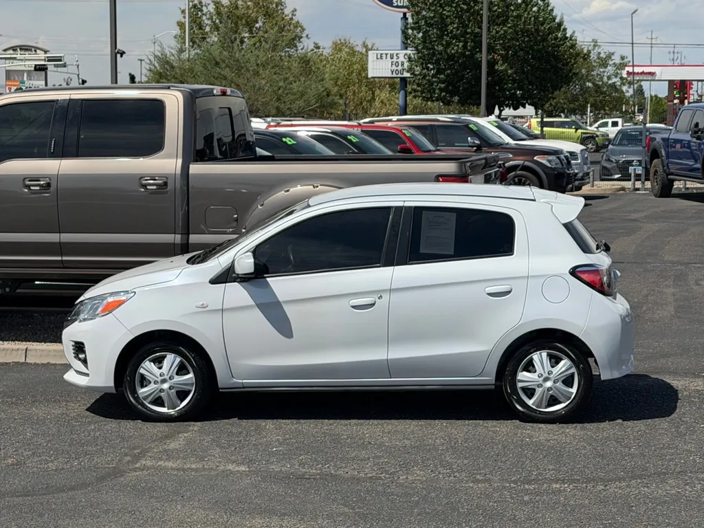 Mitsubishi Mirage photo 40