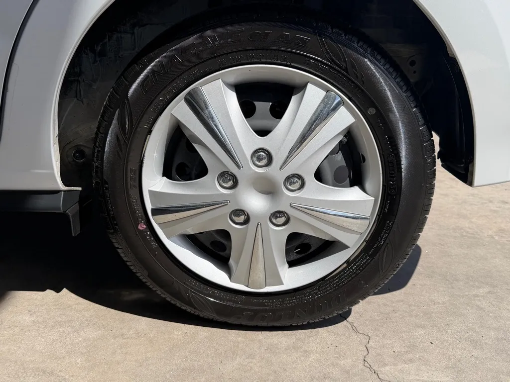 Mitsubishi Mirage photo 56