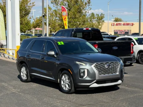 More photos of 2022 HYUNDAI PALISADE SE at 712 Auto Sales, NM