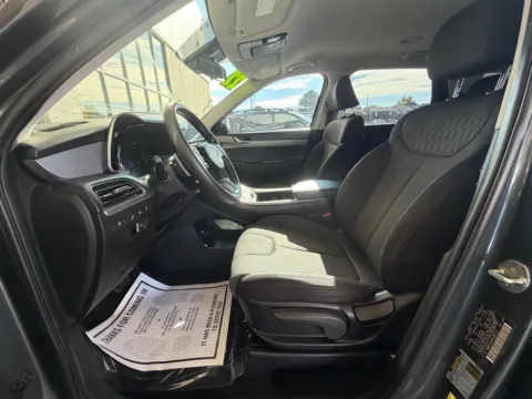 More photos of 2022 HYUNDAI PALISADE SE at 712 Auto Sales, NM