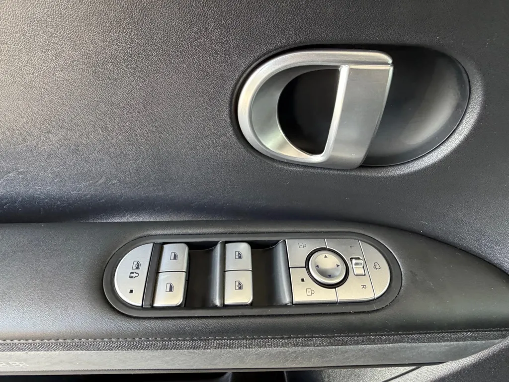 Hyundai Ioniq 5 photo 23