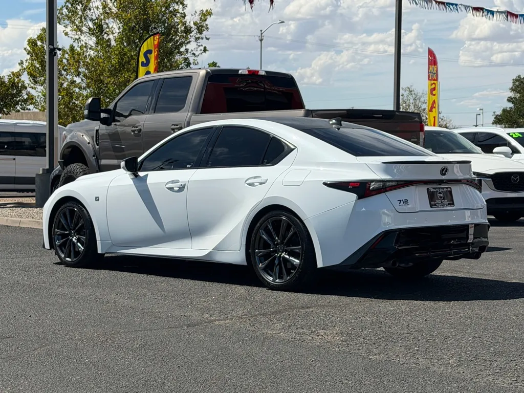 Lexus IS photo 45
