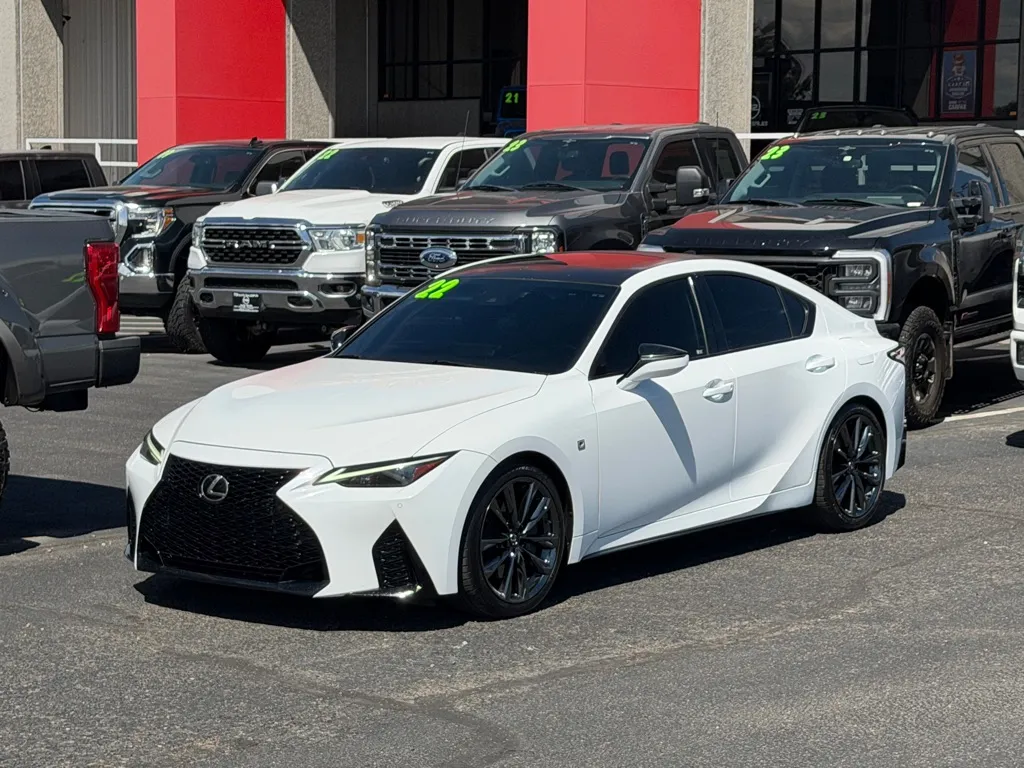 Lexus IS photo 40