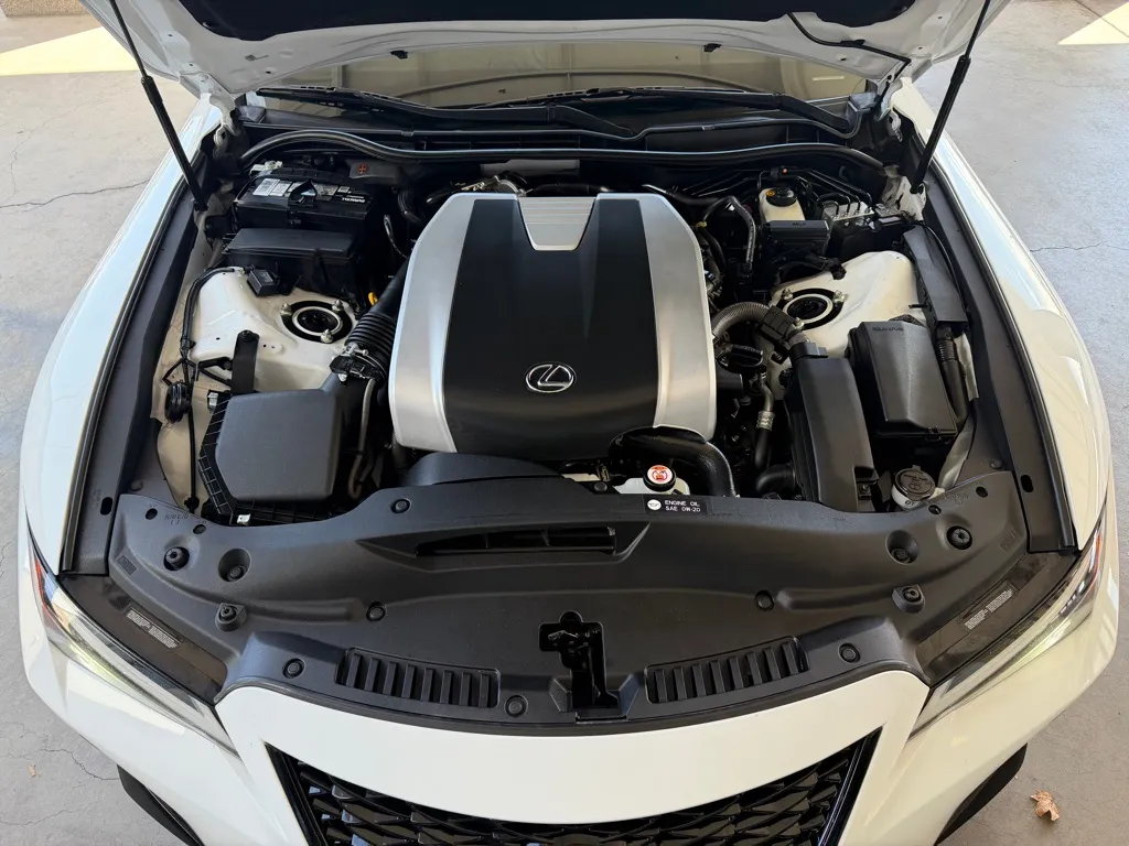 Lexus IS photo 54