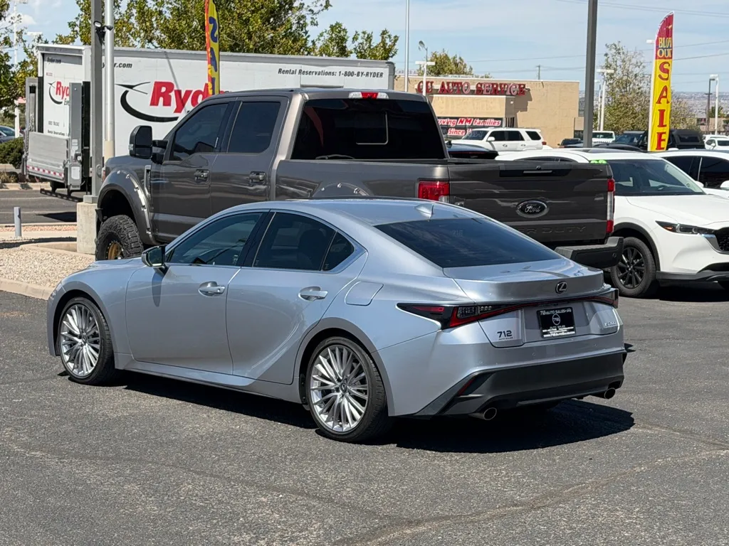Lexus IS photo 46